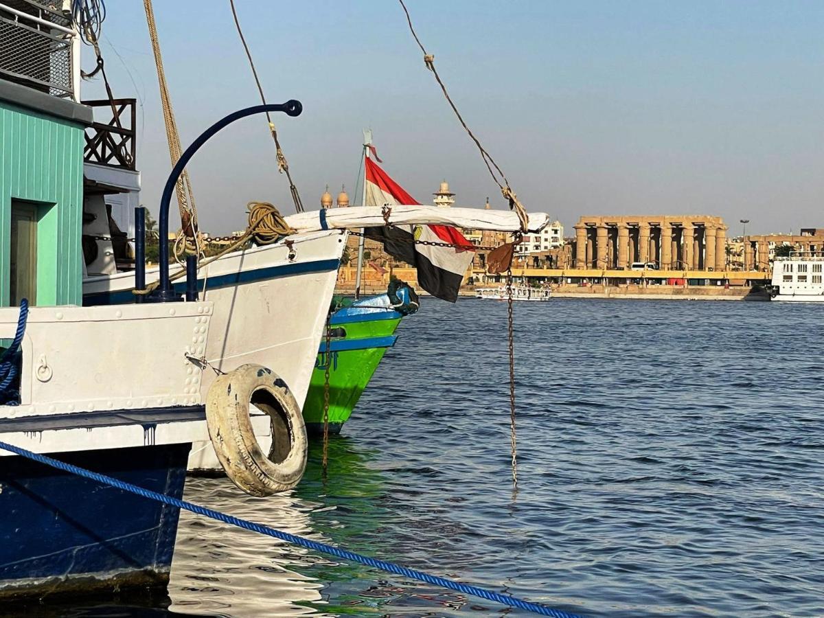 Floating Hotel- Happy Nile Boat Λούξορ Εξωτερικό φωτογραφία