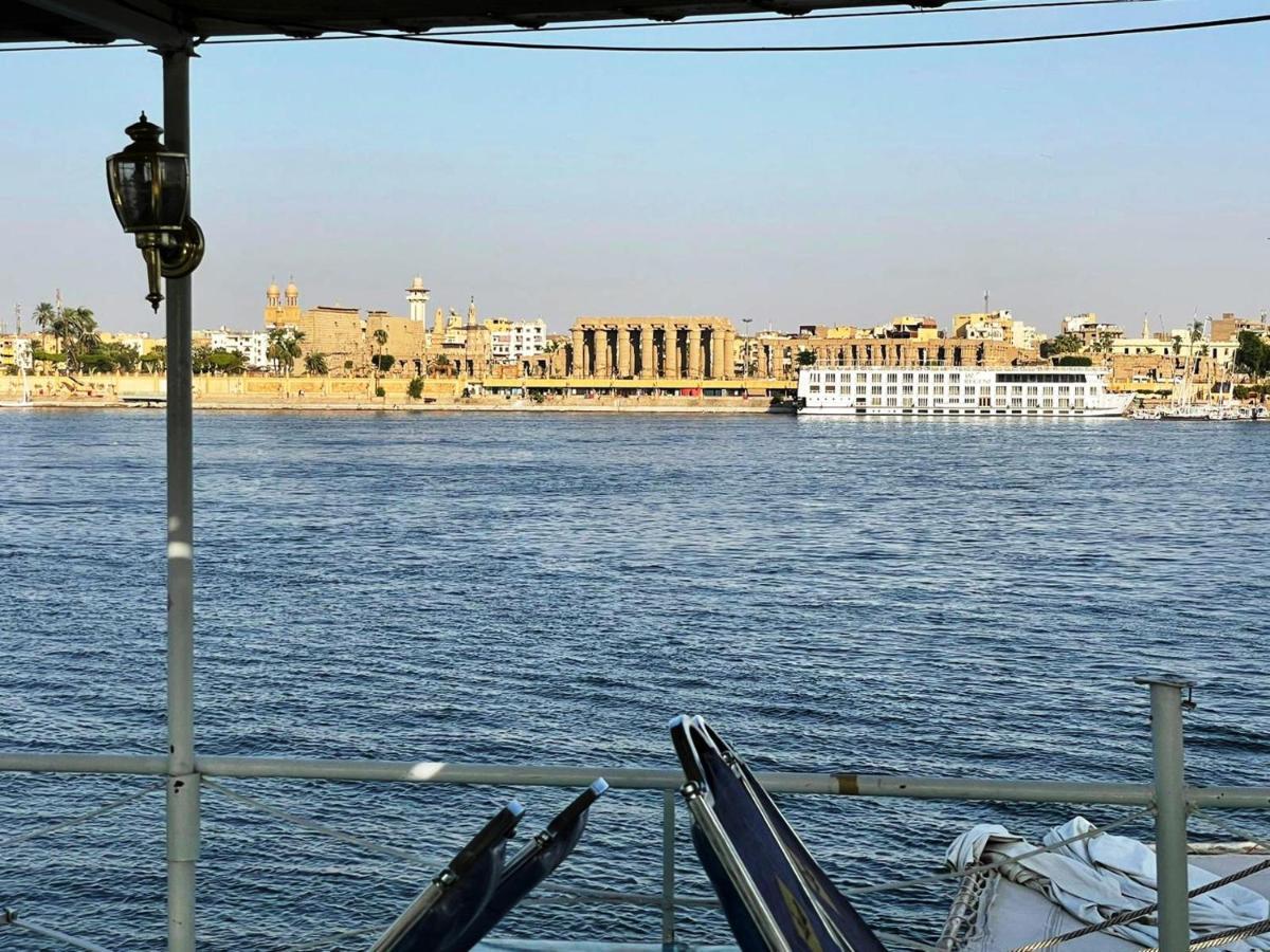 Floating Hotel- Happy Nile Boat Λούξορ Εξωτερικό φωτογραφία